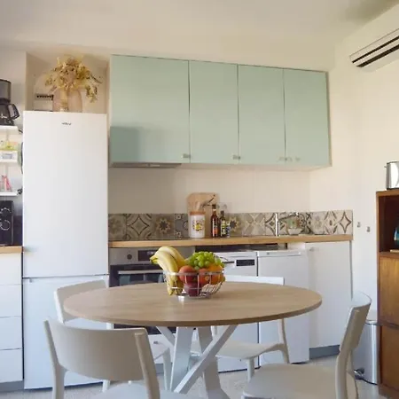 Apartment Saint-raphael : Cosy A 10 Minutes De La Plage *