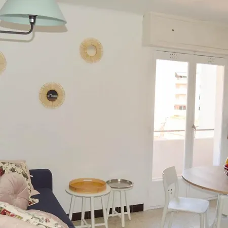 Saint-raphael : Cosy A 10 Minutes De La Plage Apartment