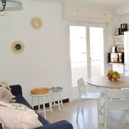 Saint-raphael : Cosy A 10 Minutes De La Plage Apartment